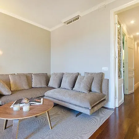 Apartment Stylish Diagonal
