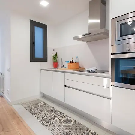 Stylish Diagonal Apartment